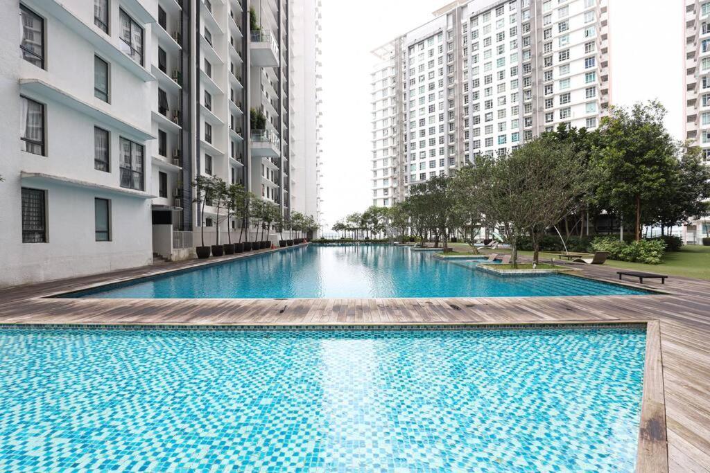 Solstice Duplex Cyberjaya By Ec Apartment Exterior photo